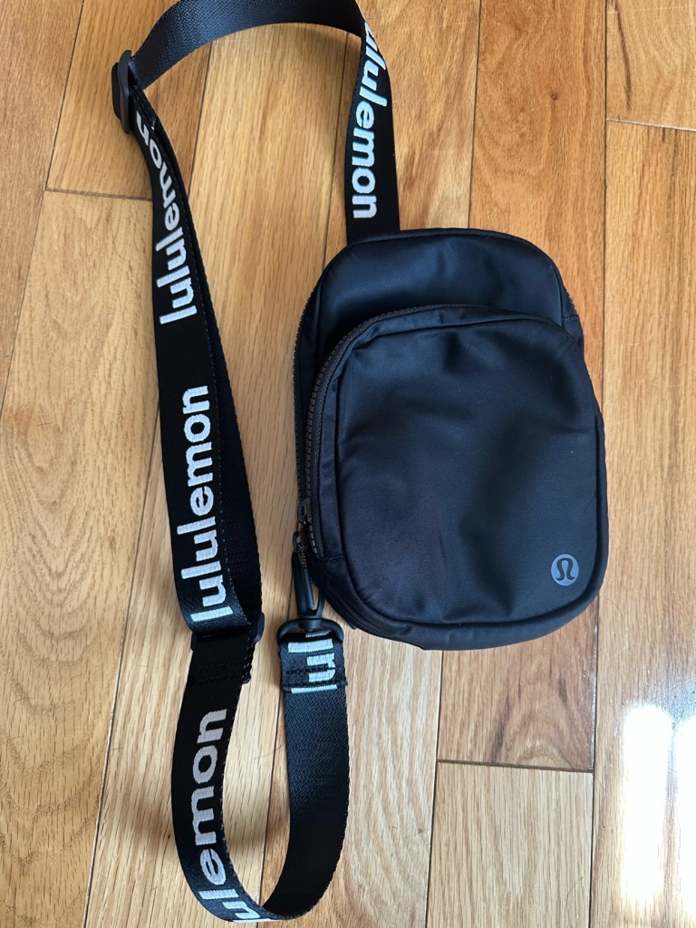 lululemon athletica Black Mini Crossbody Bag - Picture 2 of 5